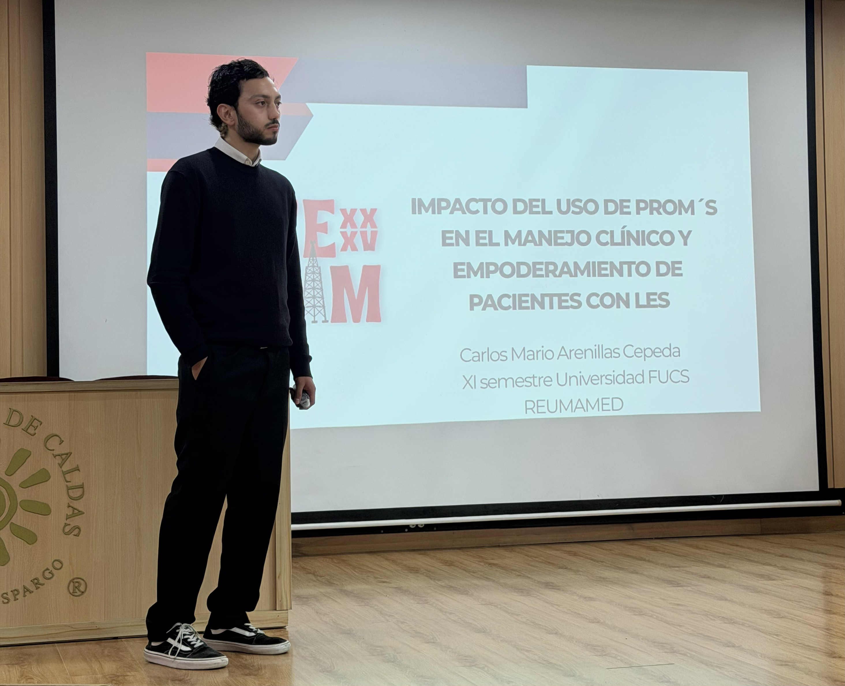 Expositores y ganadores de CECIM